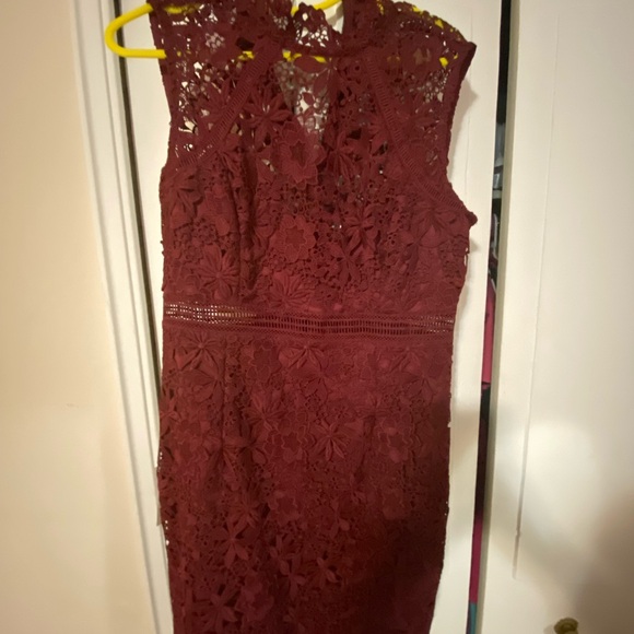 Bardot Eleni Maroon Red NWT - Picture 4 of 9